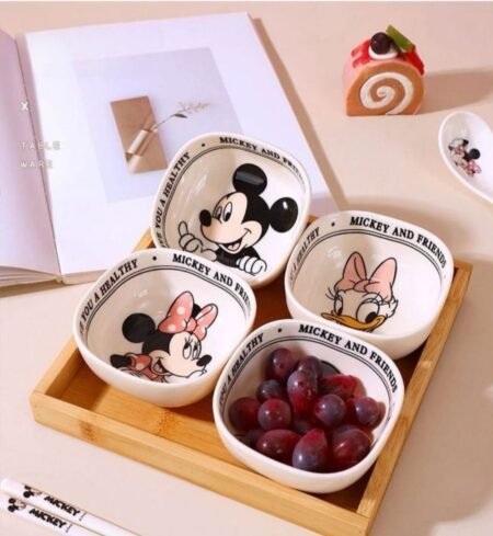 بوكس زبادي ديزني ماوس مع قاعدة خشب